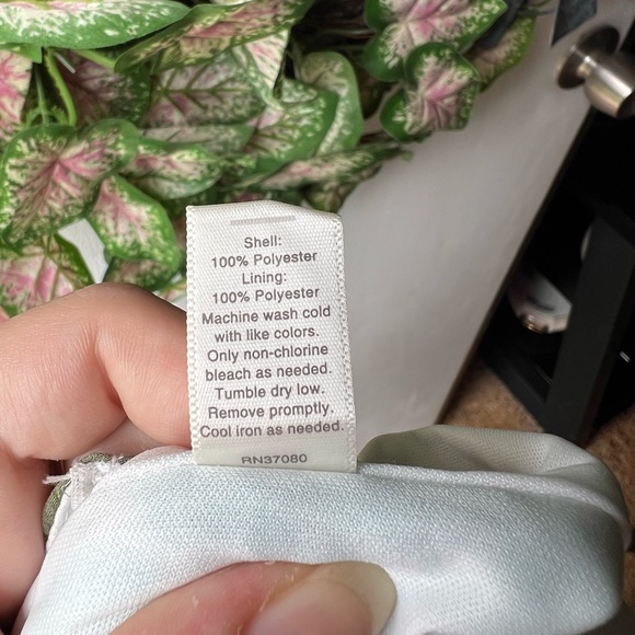 NWT Cato floral romper jumpsuit super cute 🥰 - Picture 4 of 15